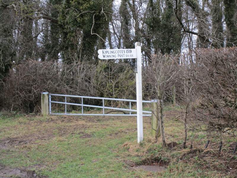 Kiplingcotes Derby Winning Post Sign